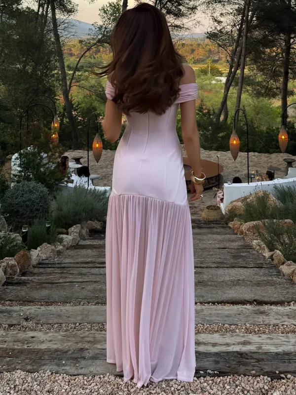 Off-Shoulder Backless Pink Maxi Dress With Ruched Patchwork - Image 2